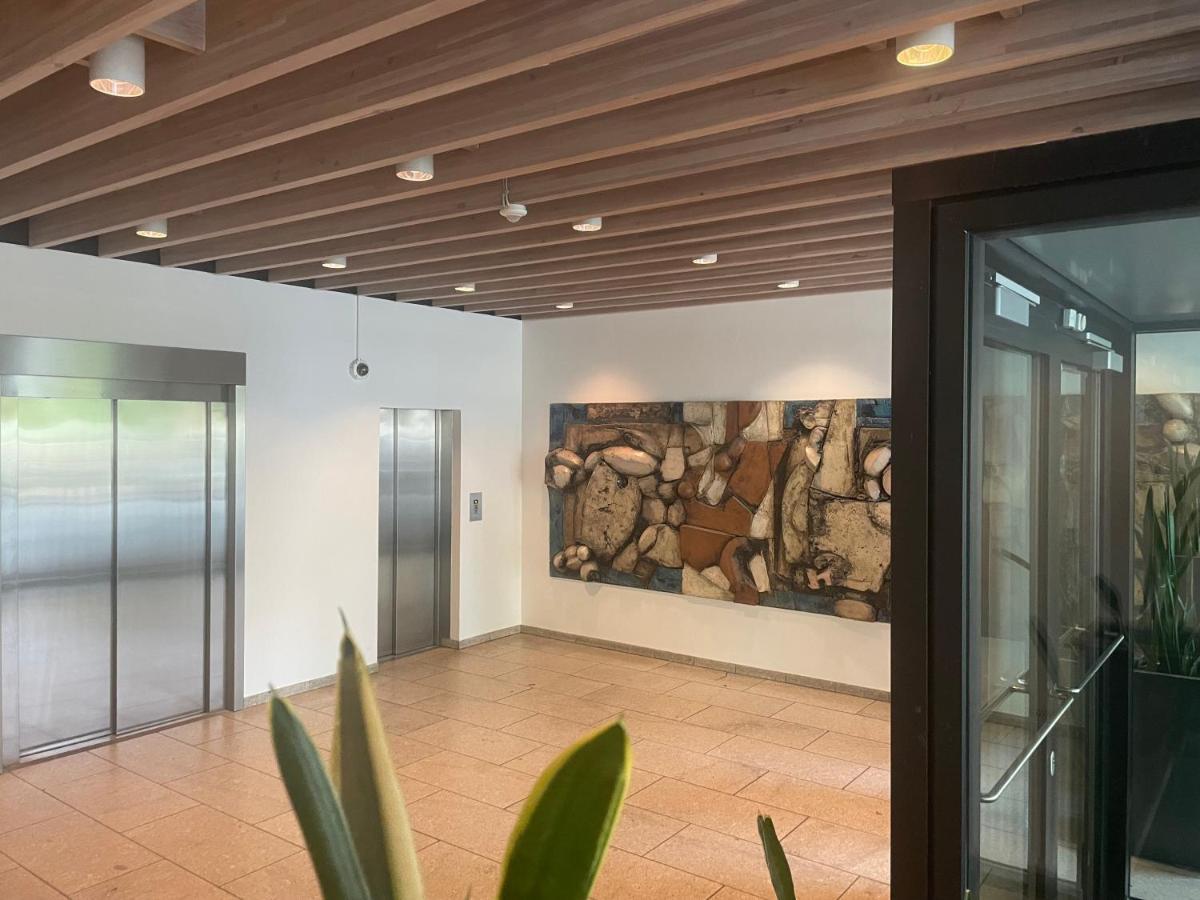 Modern Central Apt With Rooftop, Privat Balcony, & Free Parking,Next To Aarhus Attractions Экстерьер фото