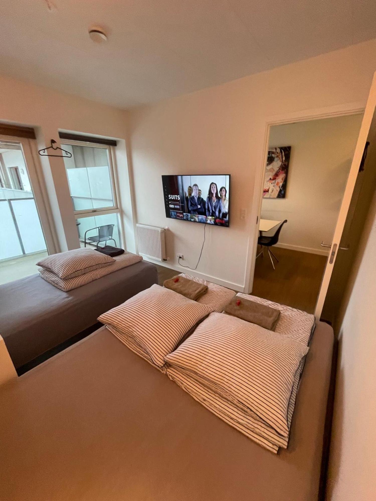 Modern Central Apt With Rooftop, Privat Balcony, & Free Parking,Next To Aarhus Attractions Экстерьер фото
