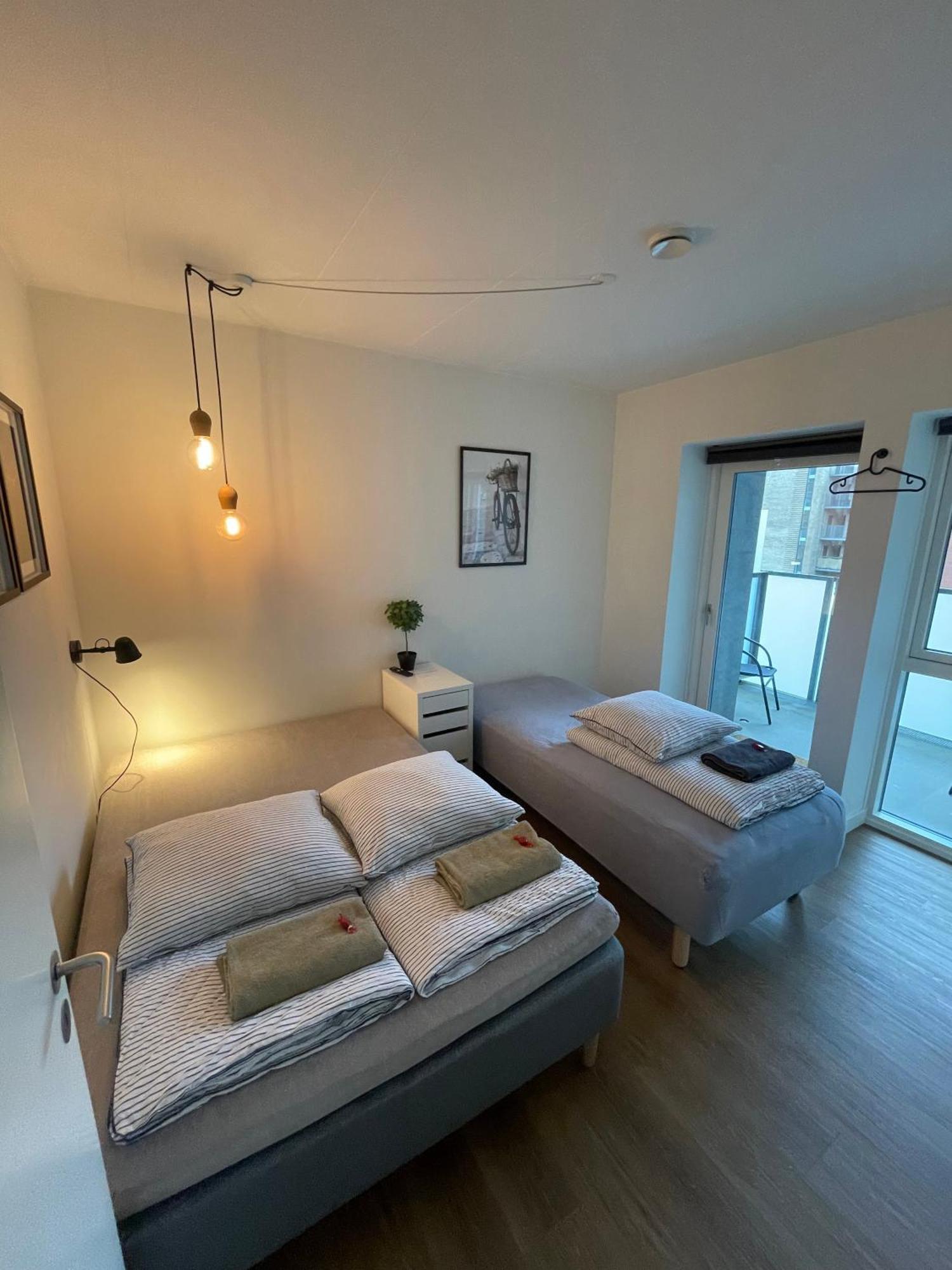 Modern Central Apt With Rooftop, Privat Balcony, & Free Parking,Next To Aarhus Attractions Экстерьер фото