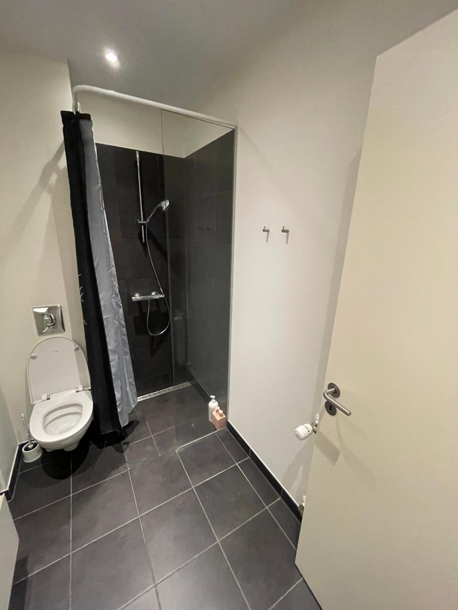 Modern Central Apt With Rooftop, Privat Balcony, & Free Parking,Next To Aarhus Attractions Экстерьер фото