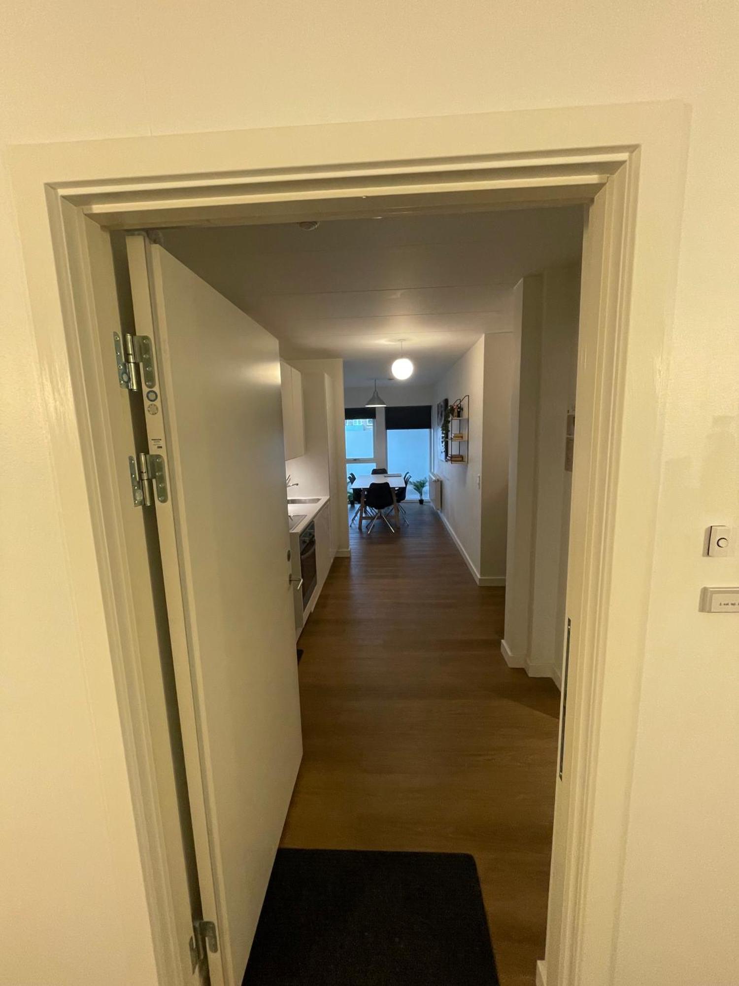 Modern Central Apt With Rooftop, Privat Balcony, & Free Parking,Next To Aarhus Attractions Экстерьер фото